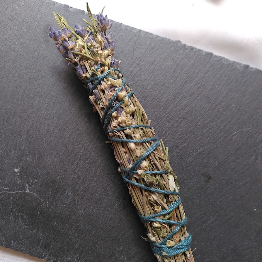 Smoke Wand // Lavender, Rosemary & Mugwort