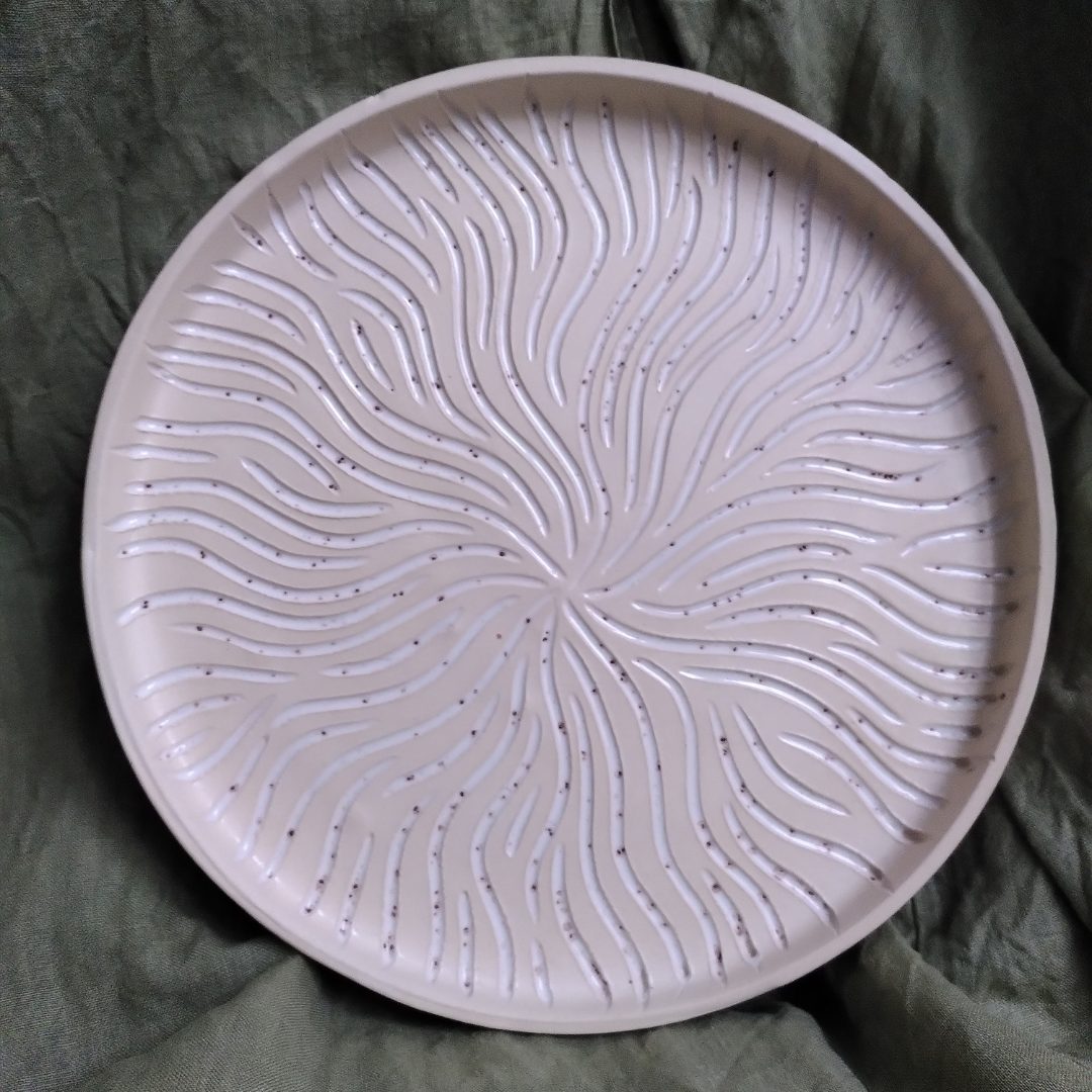 Cake plate - White Waves (Forward Ceramics)