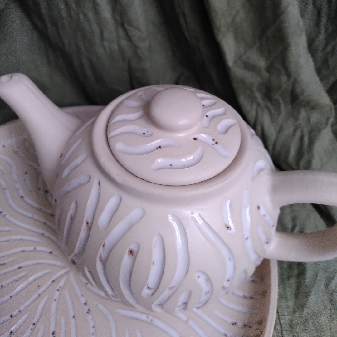 Tea & Pot - White Waves Teapot(Forward Ceramics)