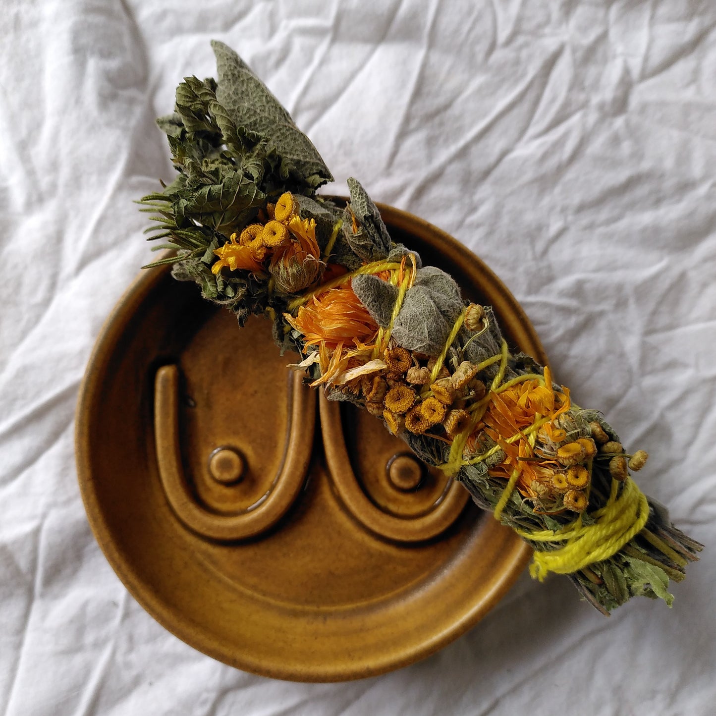 Flower Smoke Wand // Yellow