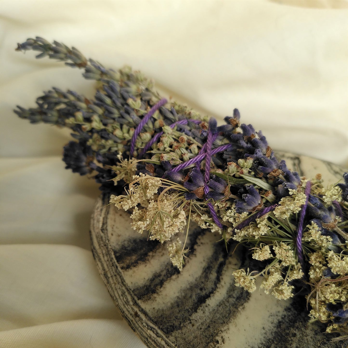 Flower Smoke Wand // Purple Queen
