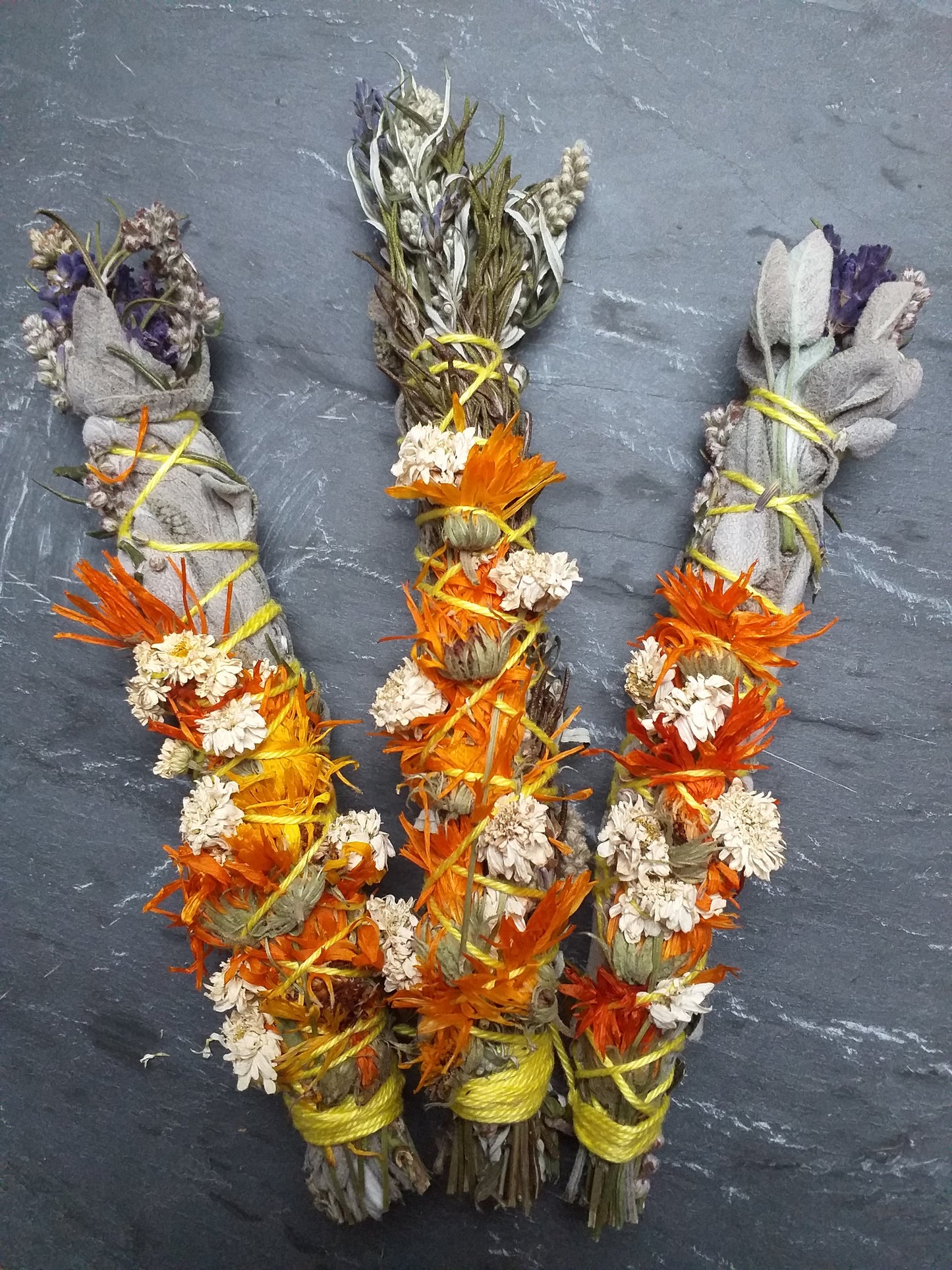 Flower Smoke Wand // Oranje // 15 cm