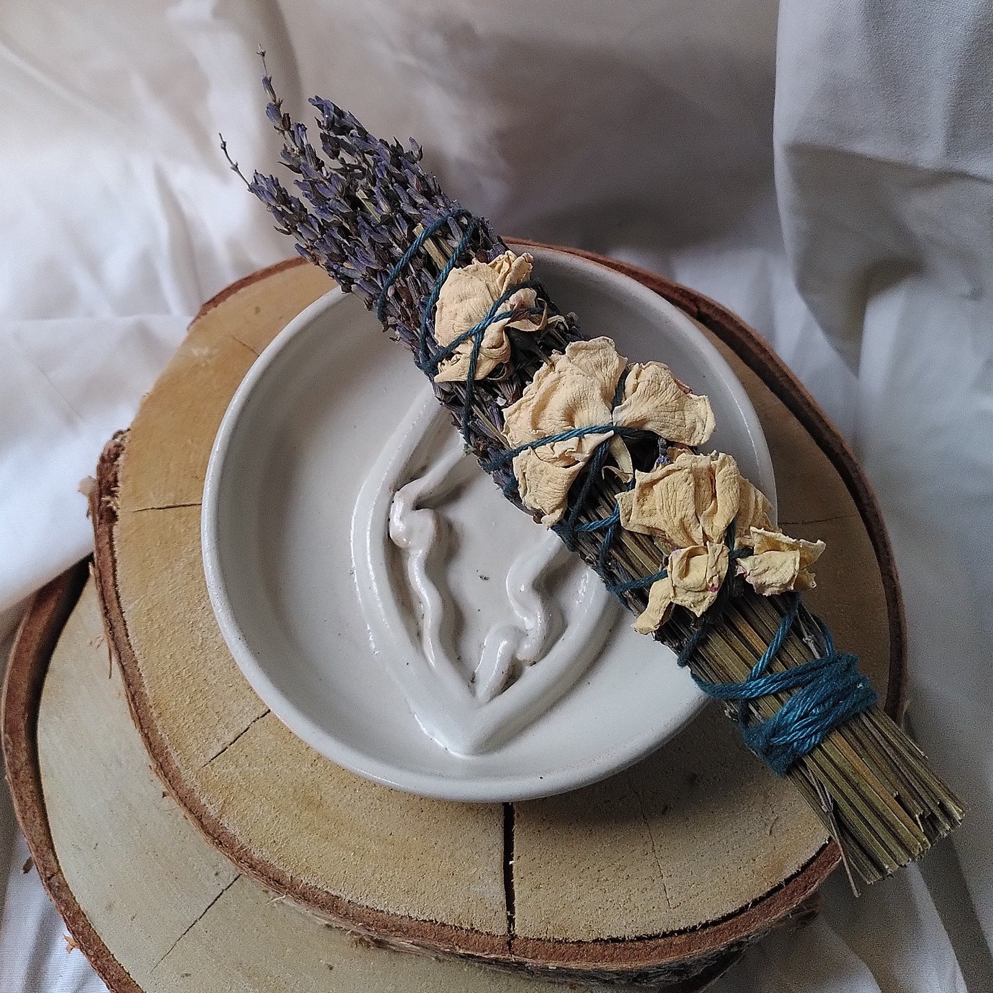Vulva Bowl "Fanny" by Boll Ceramics
