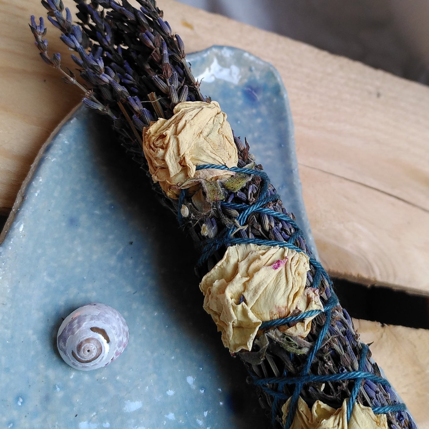 Flower Smoke Wand // Lavender & White Rose