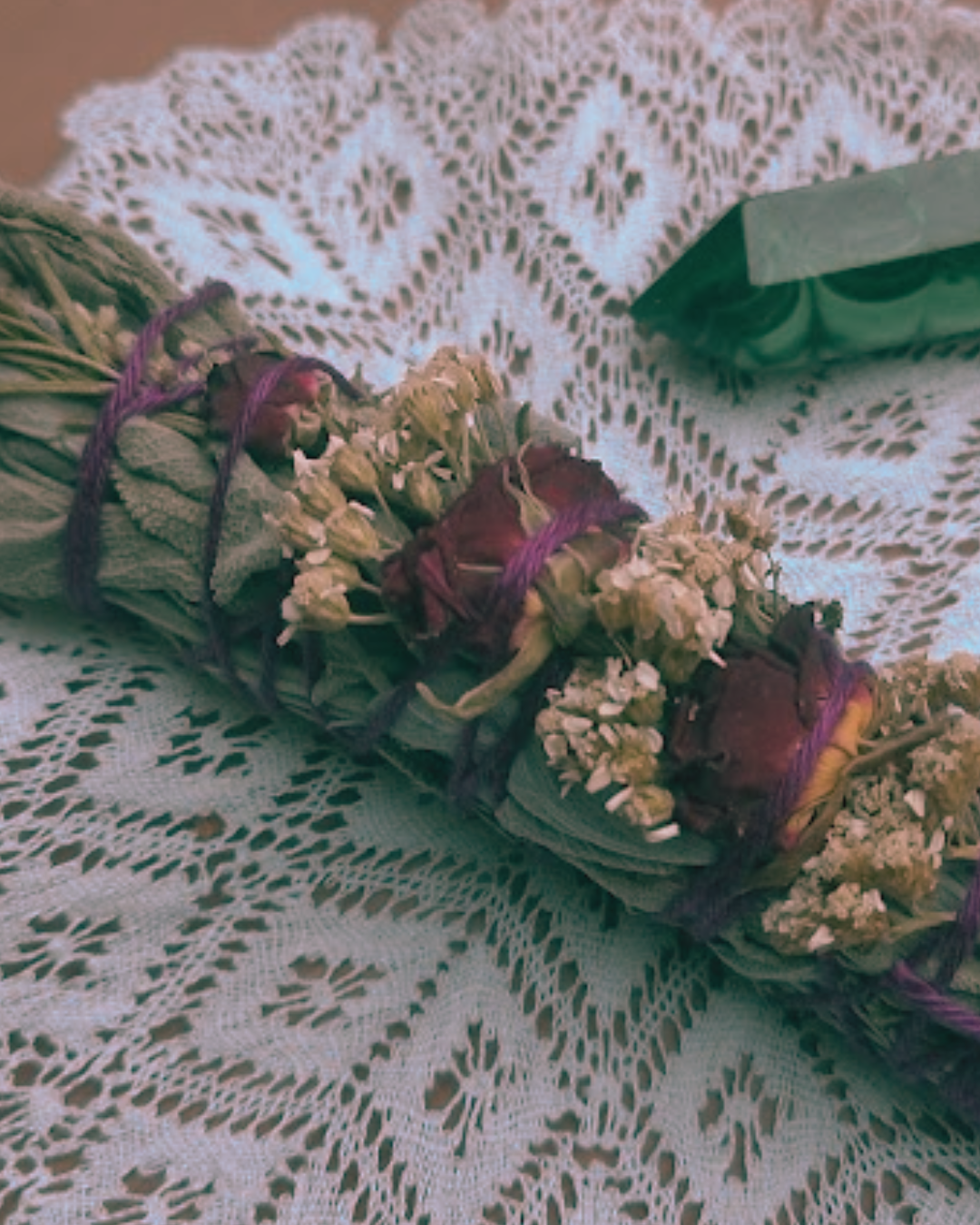 Flower Smoke Wand // Liefdevolle Grenzen