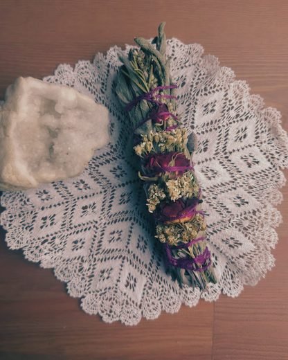 Flower Smoke Wand // Liefdevolle Grenzen