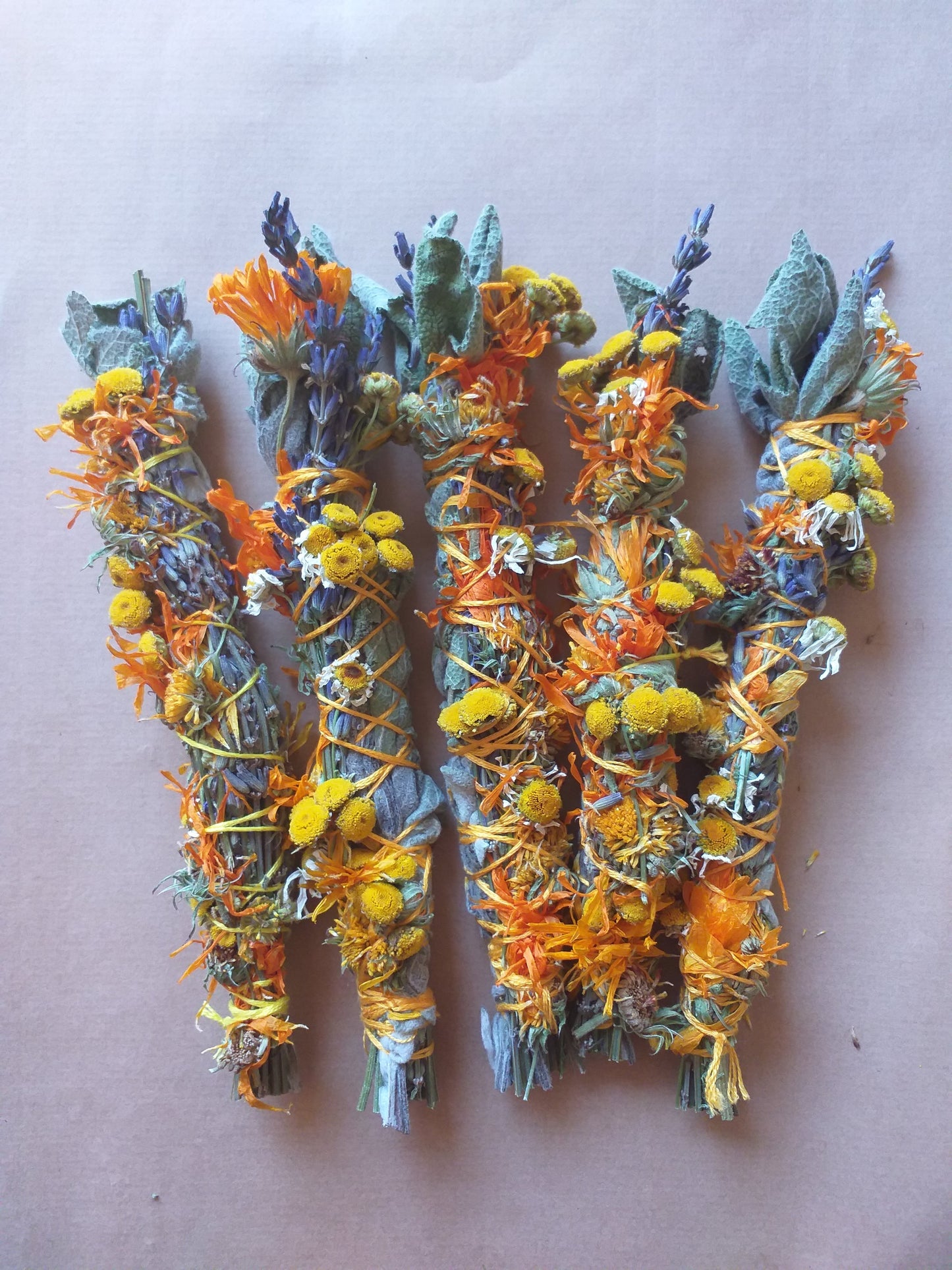 Flower Smoke Wand // Salie Lavendel