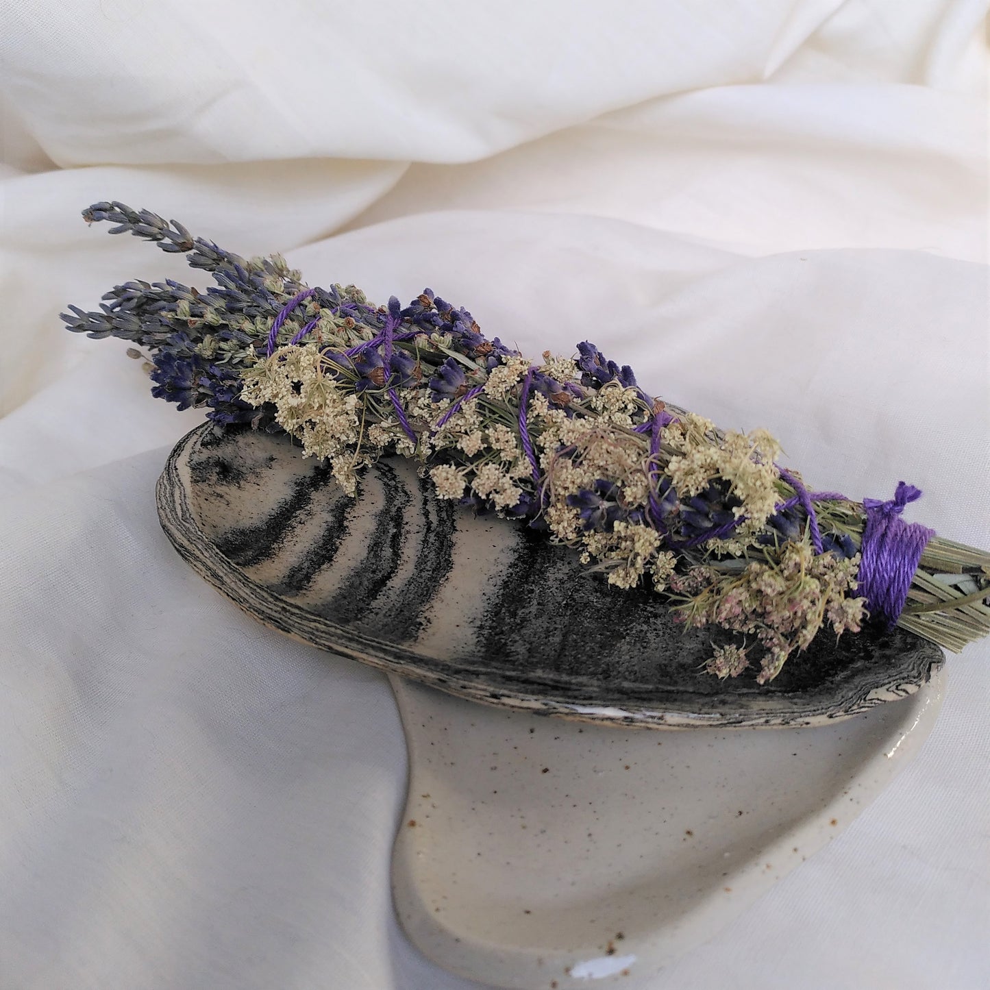 Flower Smoke Wand // Purple Queen